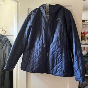 Columbia jacket with hood